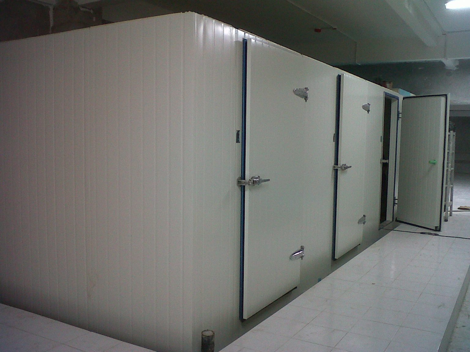 COLD ROOMS SINAR LENTERA KENCANA